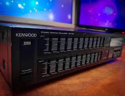 Kenwood GE-700 Equalizer (Black) | Fine-Tune Bass, Midrange & Treble